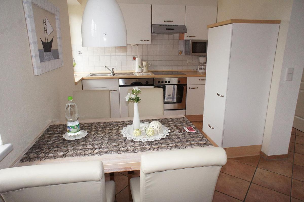 Haus Wyden Apartman Utersum Kültér fotó